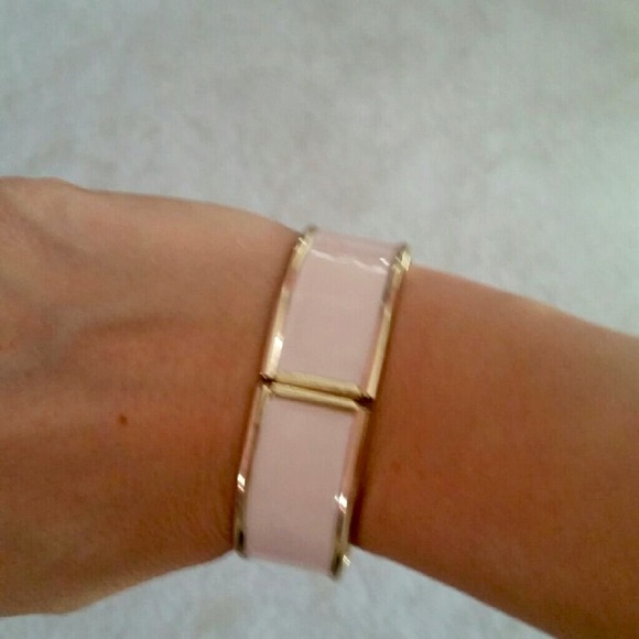H & M Hinged Bangle Cuff Bracelet - Picture 3 of 3